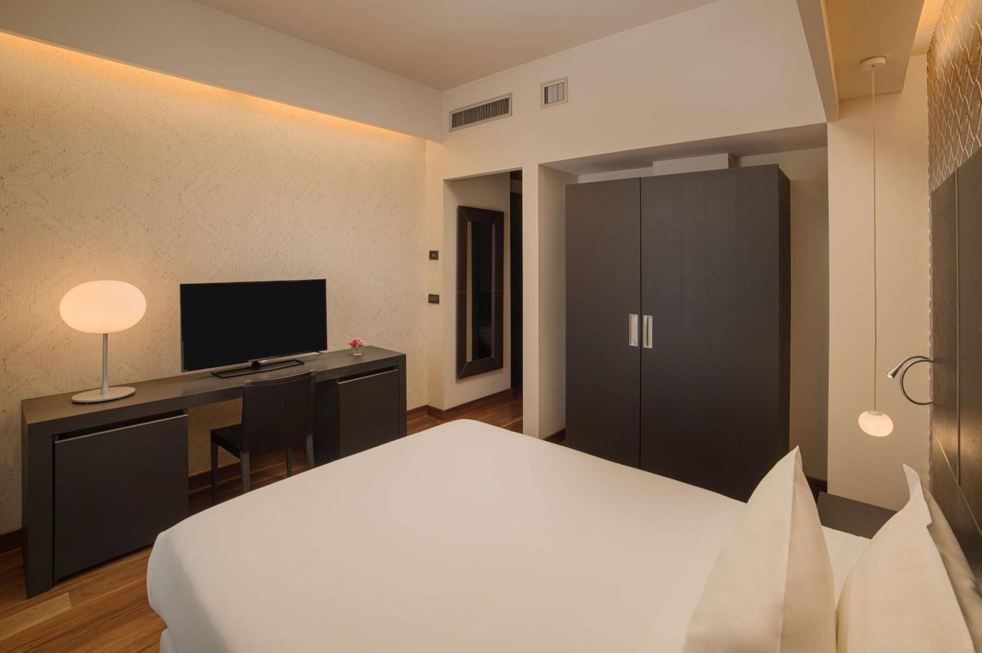 Nh Collection Santo Stefano Hotel 4*