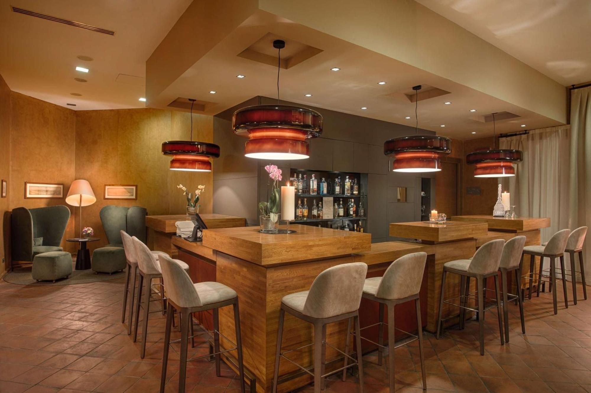 Hotel Nh Collection Santo Stefano 4*